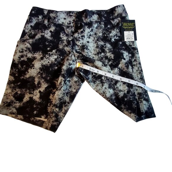 Art Class Boys Black & White Tie-Dye Shorts Size 10 Features Functional Pockets - Picture 7 of 9